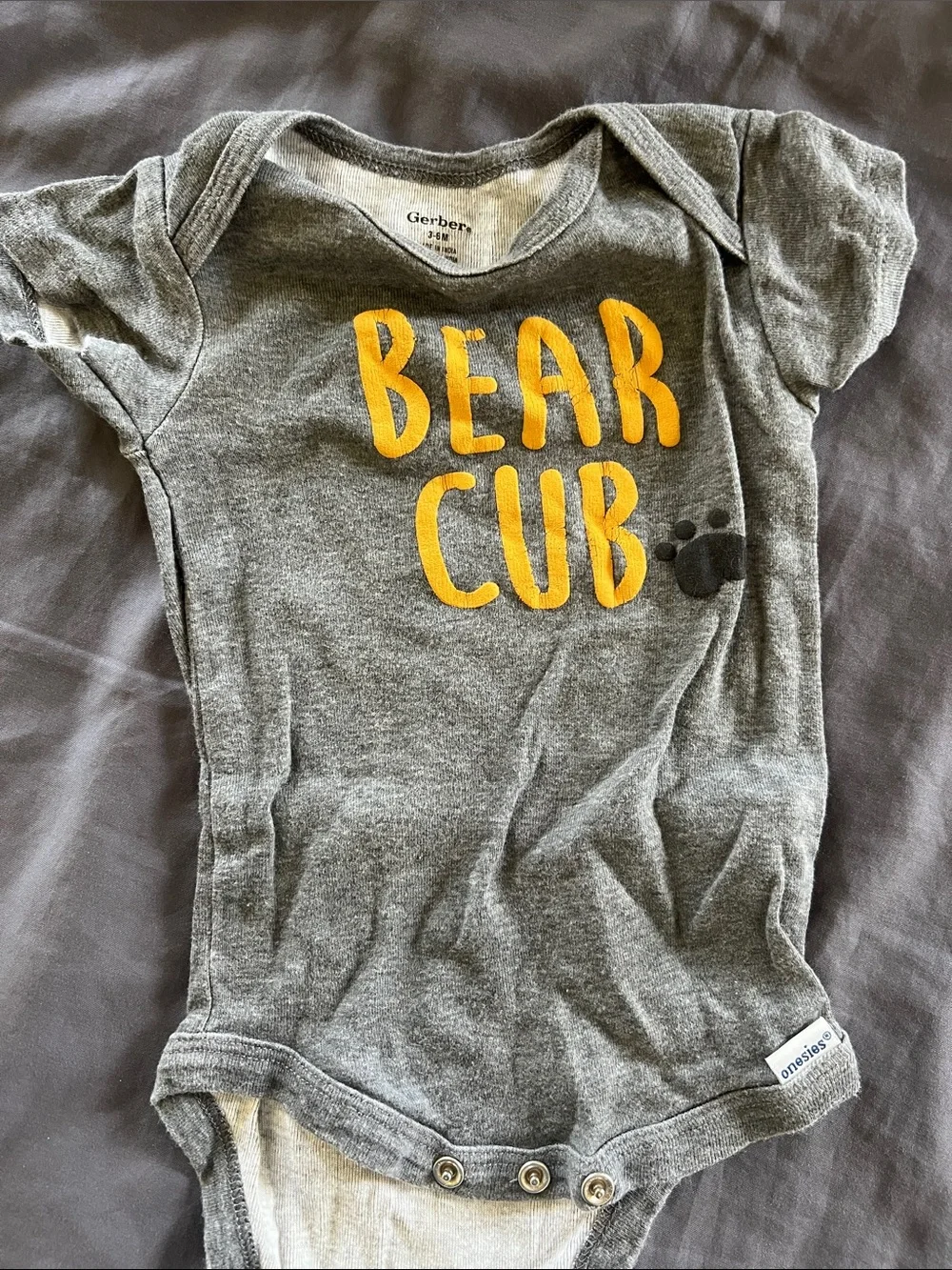 Lot of 7 baby boy short sleeve onesies size 3-6 month bear dinosaur shark stripe